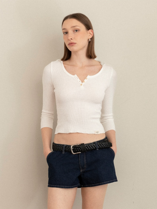 3/4 G WAFFLE BUTTON FLY TEE (WHITE)