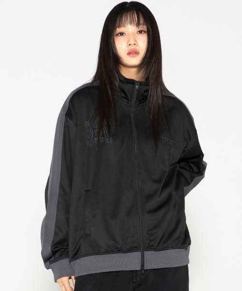 XJ136 엑시스 트랙 집업 (BLACK)