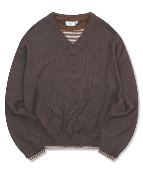 XTK180 스트라이프 레이어드 브이넥 풀오버 니트 (BROWN)