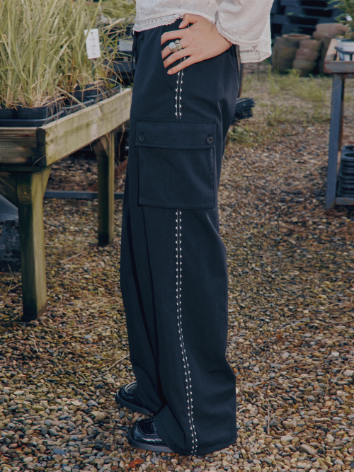 Embroidered Cargo Pants MU2611PT501V