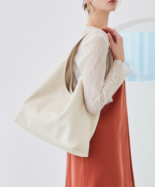 Manhattan Hobo Bag (Ivory)
