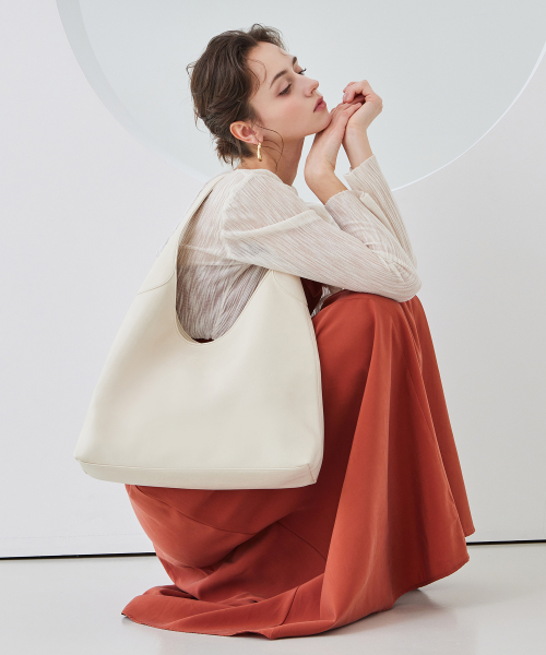 Manhattan Hobo Bag (Ivory)