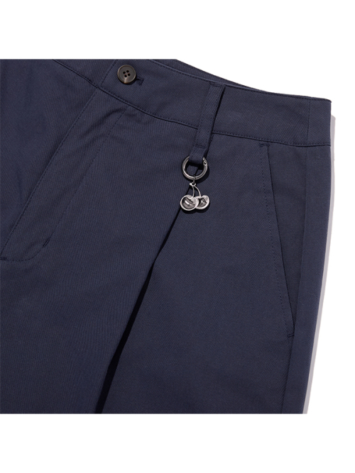 PIN-TUCK TWO-BUTTON BERMUDA SHORTS [NAD]