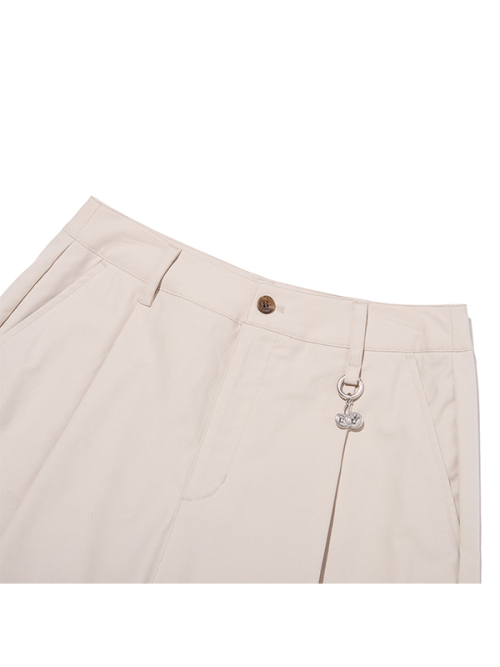 PIN-TUCK TWO-BUTTON BERMUDA SHORTS [BEL]