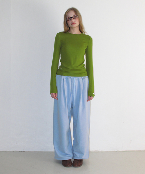 SUBTLE LOGO WIDE SWEAT PANTS SOFT BLUE