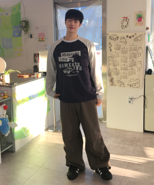 Raglan Oversized Fit Long-Sleeved T-Shirt - 2color