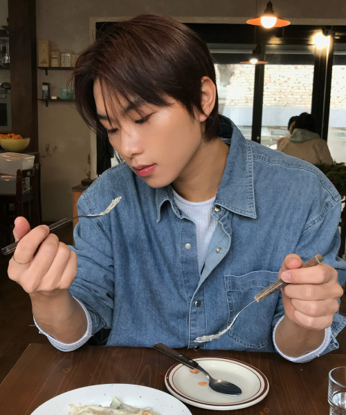 washed light indigo denim outer shirt