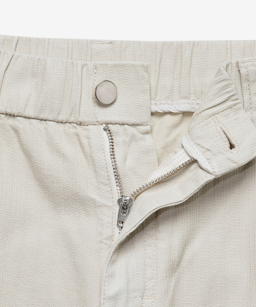 Semi-wide denim like full banding cream pants