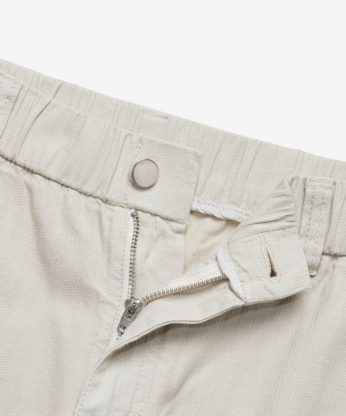 Semi-wide denim like full banding cream pants