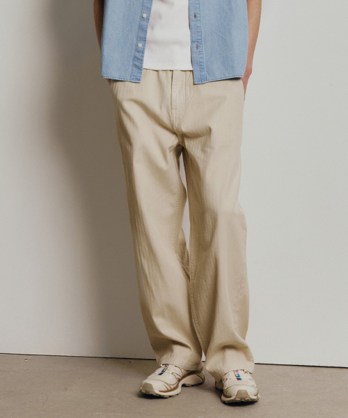 Semi-wide denim like full banding cream pants