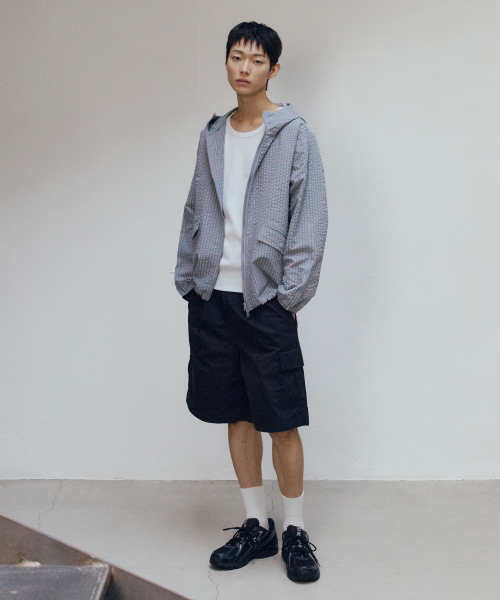 Two-tone hooded blouson