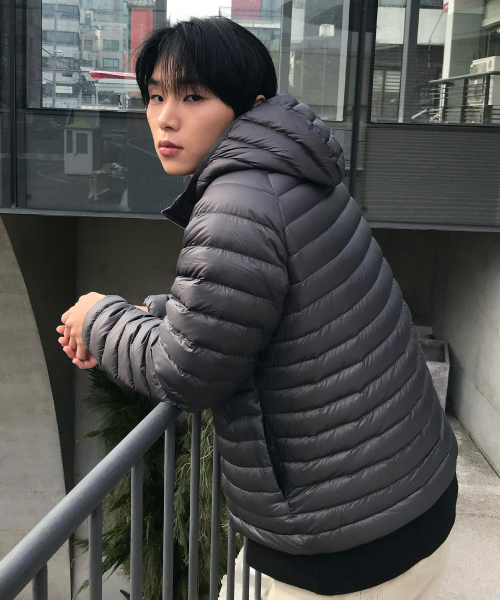 라이트 후드 경량 다운 점퍼 - 3color