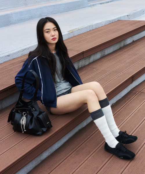밀라 벨티드 버킷백 레더 2color