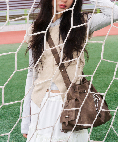 밀라 벨티드 버킷백 레더 2color