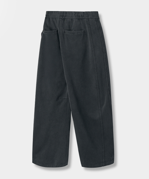 VLAD CUT-OFF APPLIQUE CURVED SWEATPANTS