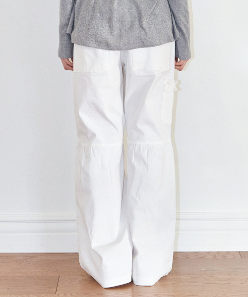 SHIRRING BOOTCUT PANTS WHITE