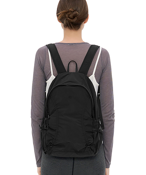 Plico Backpack · 플리코 백팩 / 블랙
