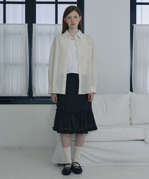 에센셜셔츠 J1WS020A