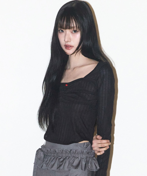 ROSE SHIRRING LONG SLEEVE BLACK