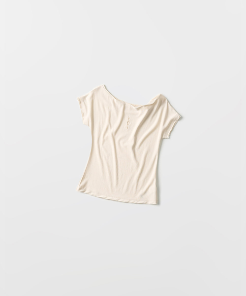 Off-Shoulder Punched Top