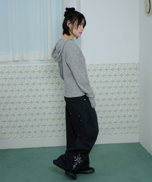 LOW-RISE FLOWER EMBROIDERY PANTS