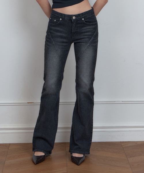 C DIAGONAL SEAM BOOTS-CUT DENIM PANTS_BLACK