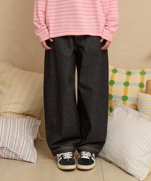 Back Maltese Embroidery Flap Denim Pants INDIGO BLUE