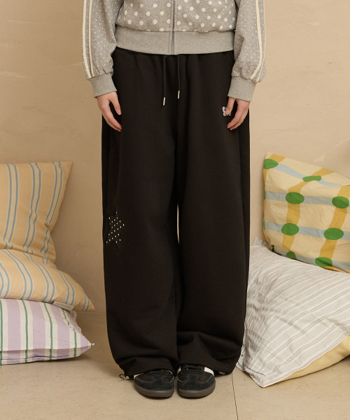 YK Applique Dot Sweat pants BLACK