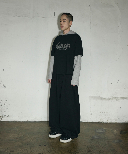 메가 와이드 아일렛 트레이닝 팬츠[블랙]