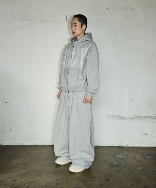 메가 와이드 아일렛 트레이닝 팬츠[그레이]