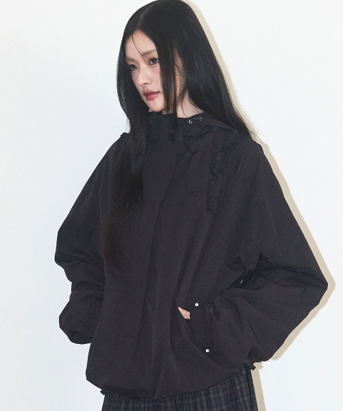 OBLIQUE FRILL HOODED JACKET CHECK BLACK