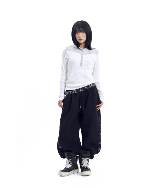Square Studded Logo Belt (Black)