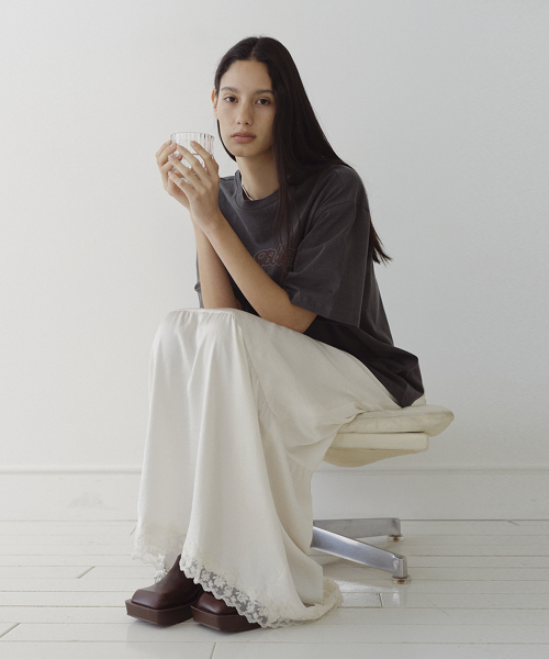 VIBRANT SENSE T-SHIRT - DARK GREY