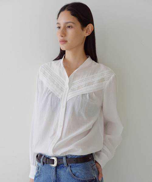 COTTON LACE TUCK BLOUSE - WHITE