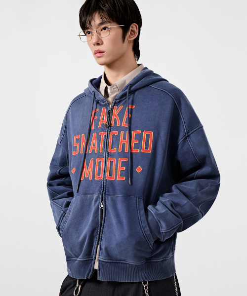 VLAD SNATCHED PATCH CROPPED HOODED ZIP-UP_PIGMENT NAVY