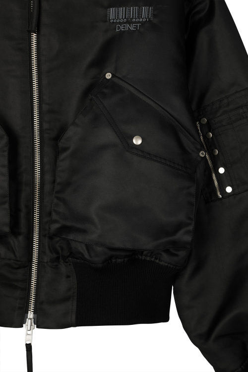 STUD CHECK POINT MA1 JUMPER IN BLACK