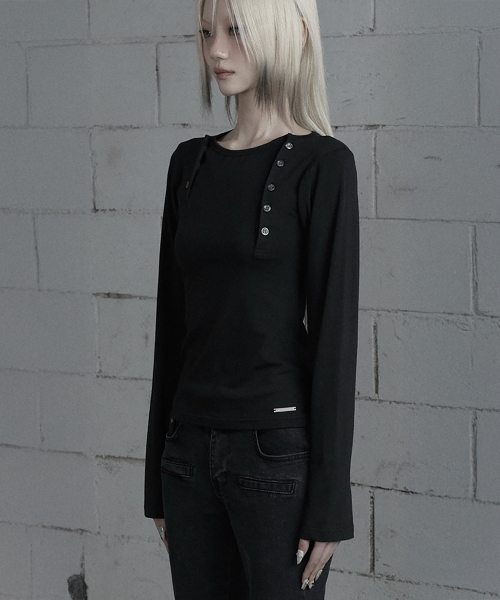 Two-Line Button Long Sleeve (Black)
