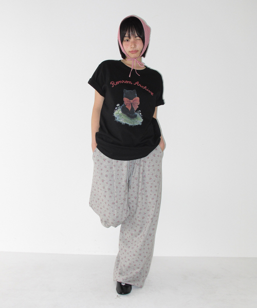RIBBON CAT BASIC FIT T SHIRT BLACK