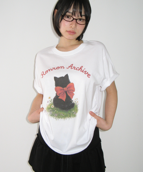 RIBBON CAT BASIC FIT T SHIRT WHITE