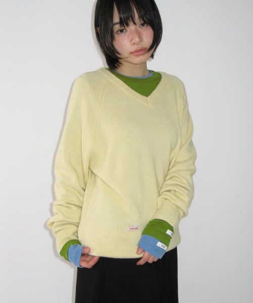 SOFT V NECK BASIC KNIT SOFT YELLOW