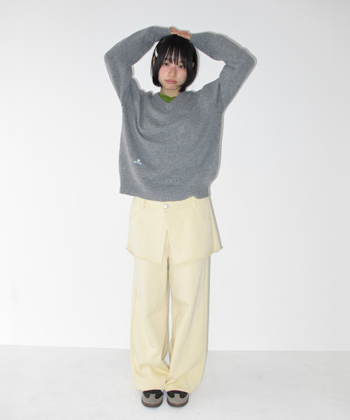 SOFT V NECK BASIC KNIT GREY