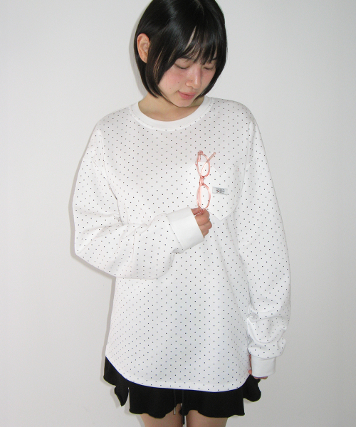 DOT HEART POCKET OVER FIT LONG SLEEVE WHITE