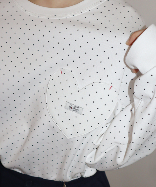 DOT HEART POCKET OVER FIT LONG SLEEVE WHITE