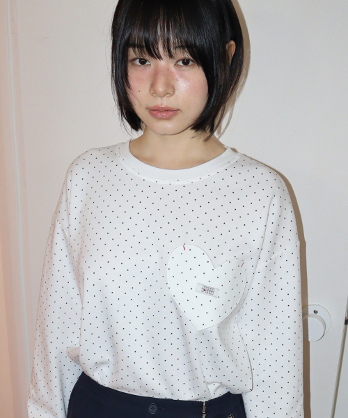 DOT HEART POCKET OVER FIT LONG SLEEVE WHITE