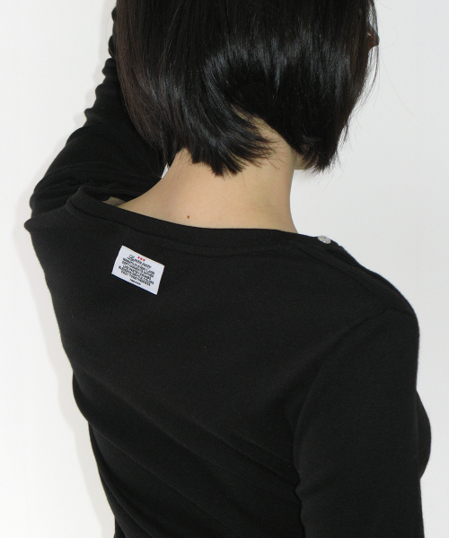 BUTTON SHOULDER SLIM FIT LONG SLEEVE BLACK