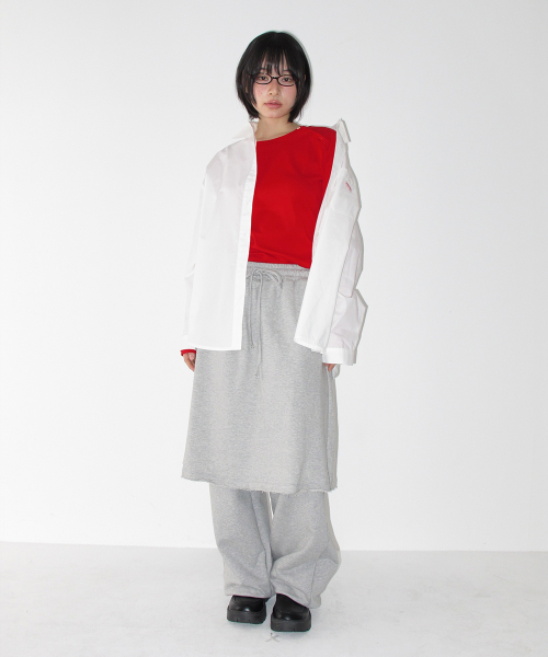 BUTTON SHOULDER SLIM FIT LONG SLEEVE RED
