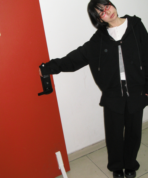 HEART SNAP HOODIE ZIP UP BLACK