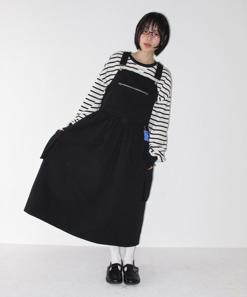 HEART ZIP POCKET OVERALL SKIRT BLACK