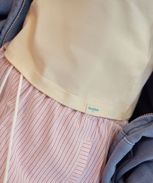 CLOVER SLIM T-SHIRT - 2 colors