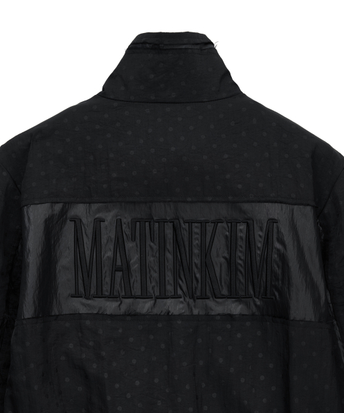 CROPPED EMBROIDERY BACK LOGO JUMPER IN STRONG BLACK